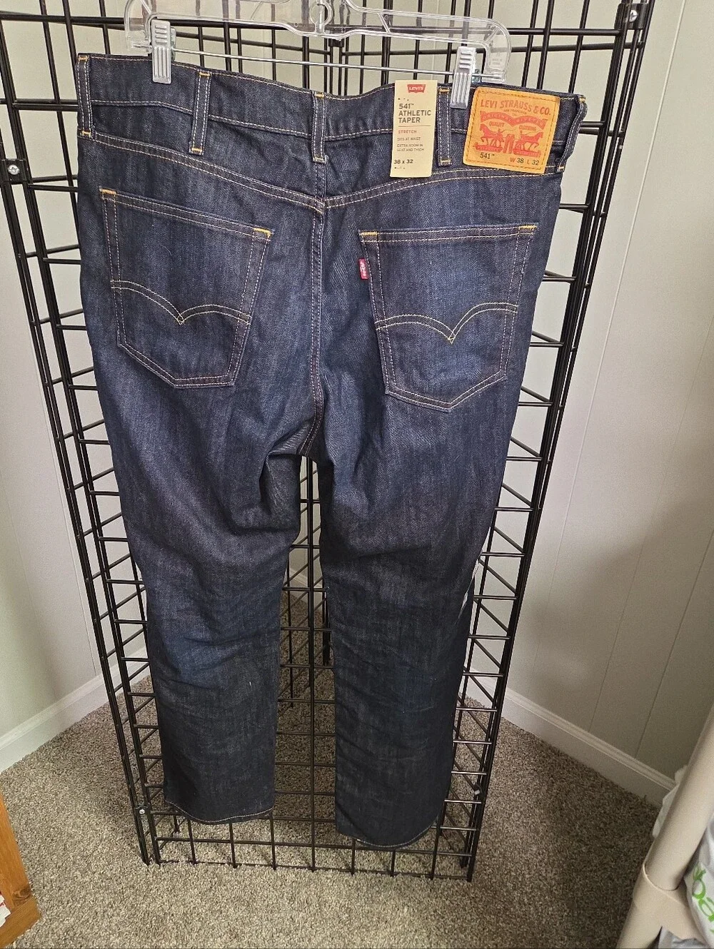 Levi's Jeans Men's 38x32 Athletic Fit Taper 541 Stretch  Blue
